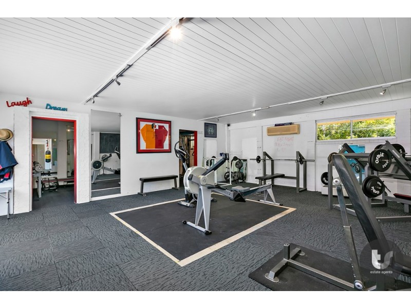 19 Sycamore Street, Redland Bay QLD 4165
