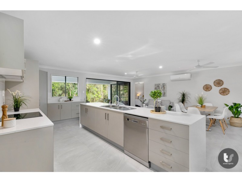 50 Larbonya Crescent, Capalaba QLD 4157