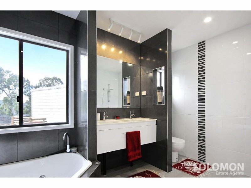 4-6 Player Court, Russell Island QLD 4184