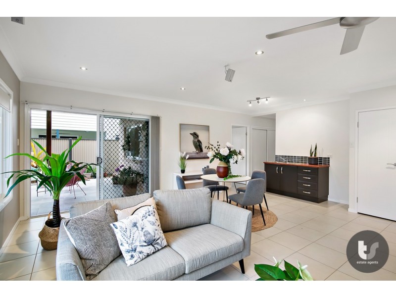 29 Little Shore Street, Cleveland QLD 4163