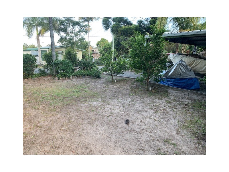 9 Pullen Street, Coochiemudlo Island QLD 4184