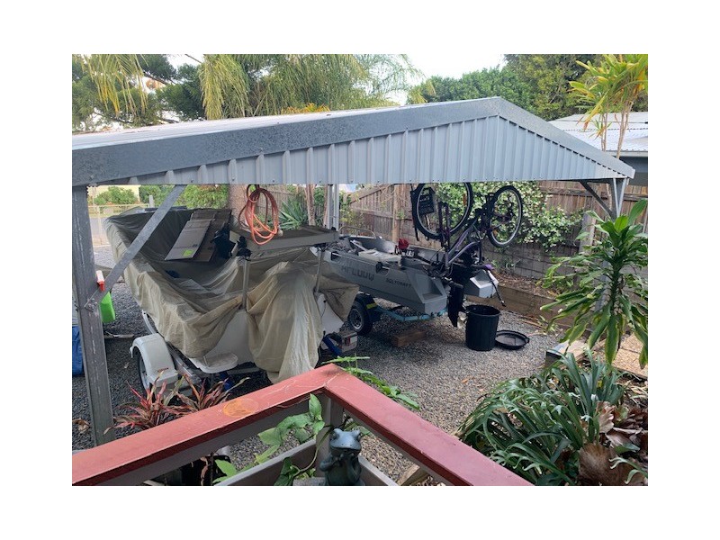 9 Pullen Street, Coochiemudlo Island QLD 4184