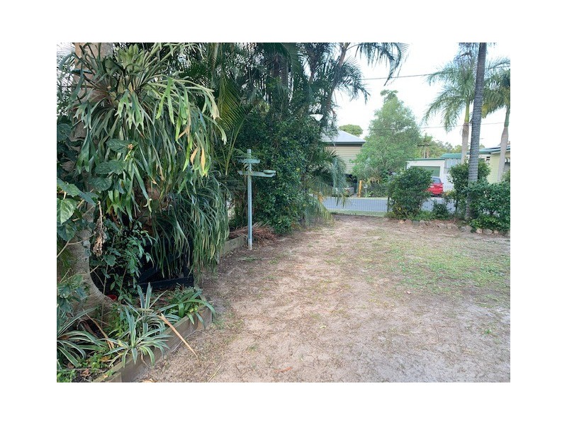 9 Pullen Street, Coochiemudlo Island QLD 4184