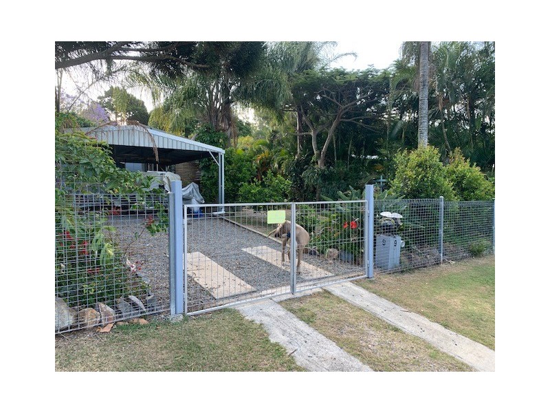 9 Pullen Street, Coochiemudlo Island QLD 4184