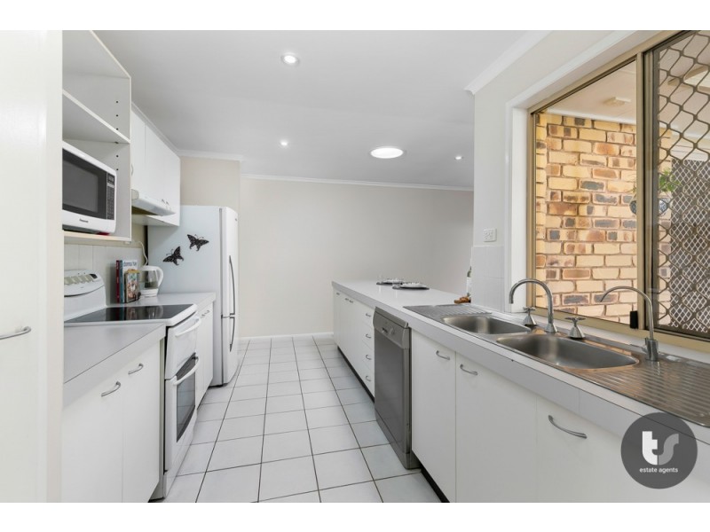 28 Tulloch Drive, Wellington Point QLD 4160