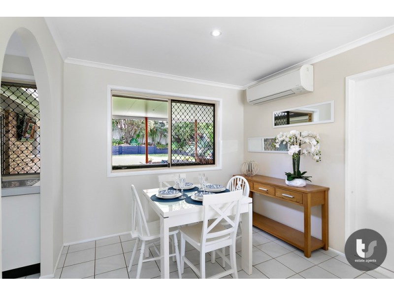 28 Tulloch Drive, Wellington Point QLD 4160