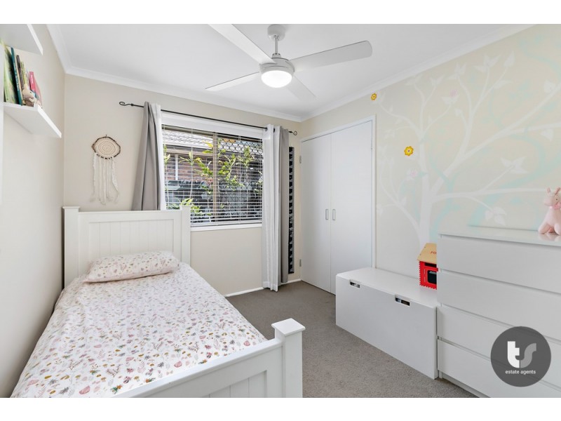 28 Tulloch Drive, Wellington Point QLD 4160