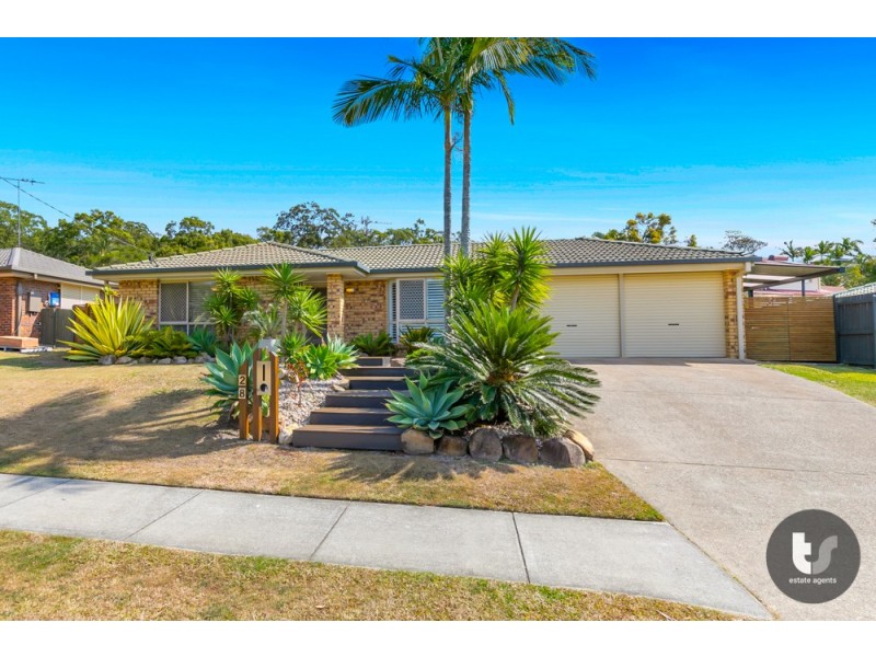 28 Tulloch Drive, Wellington Point QLD 4160