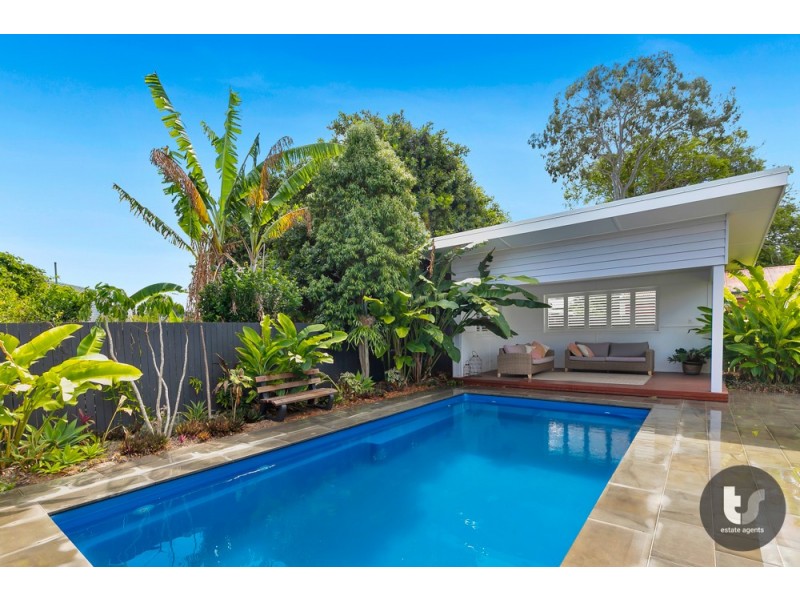 14 Base Street, Victoria Point QLD 4165