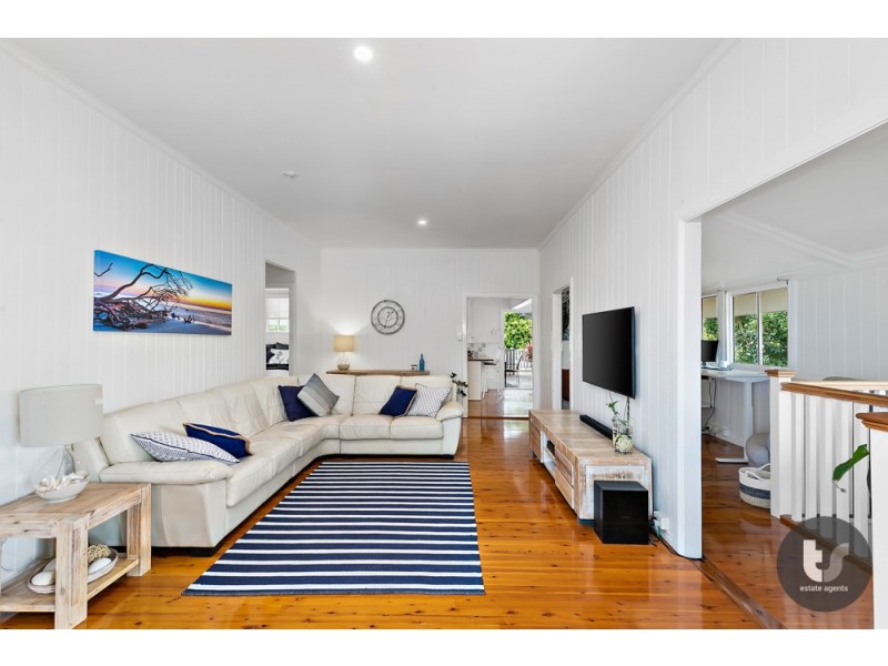 14 Base Street, Victoria Point QLD 4165