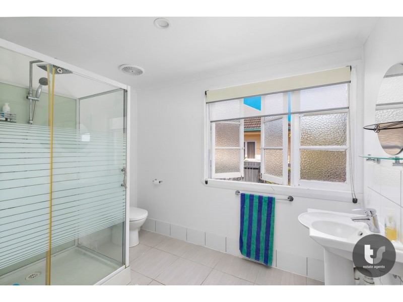 14 Base Street, Victoria Point QLD 4165