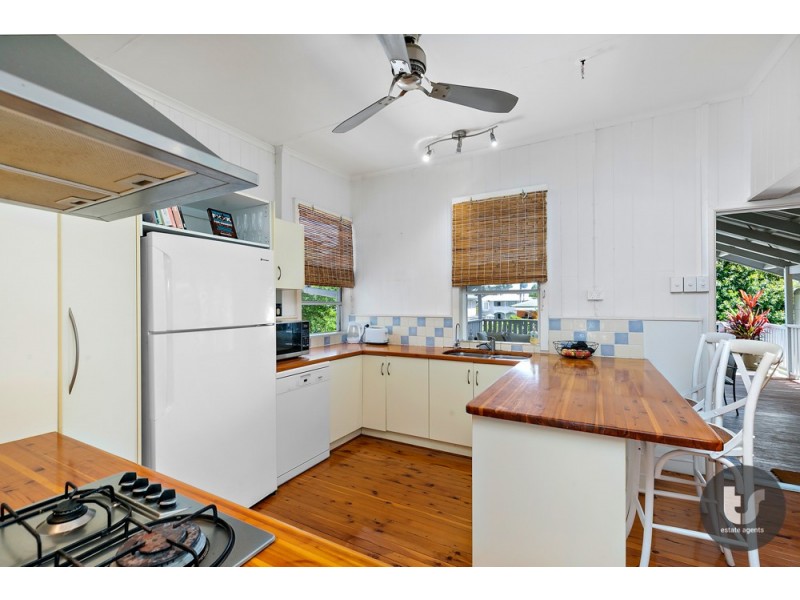 14 Base Street, Victoria Point QLD 4165