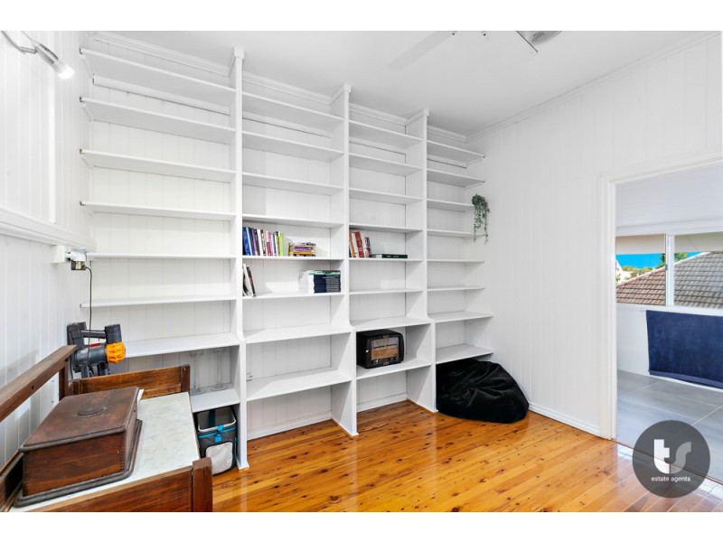 14 Base Street, Victoria Point QLD 4165