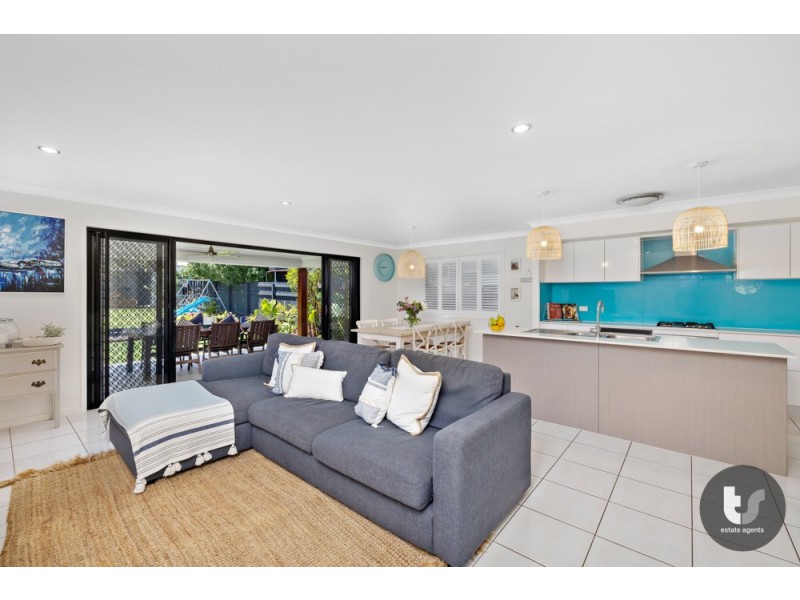 49 Thorneside Road, Thorneside QLD 4158