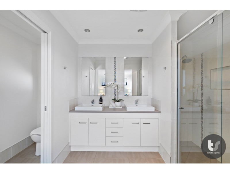 49 Thorneside Road, Thorneside QLD 4158