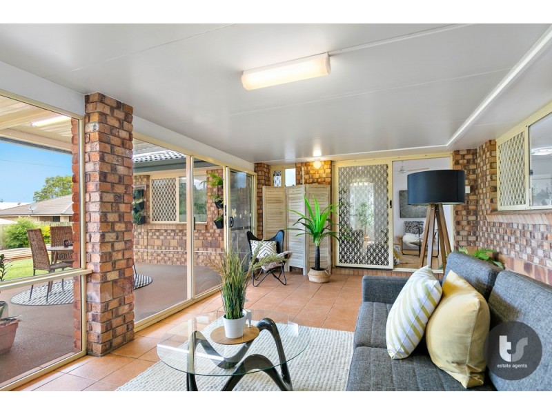 20 Mashie Place, Redland Bay QLD 4165