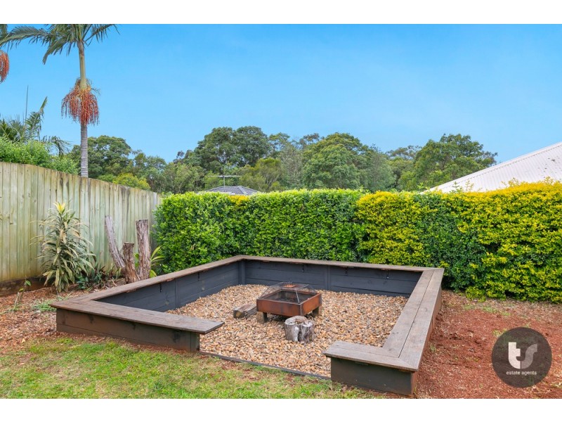 20 Mashie Place, Redland Bay QLD 4165