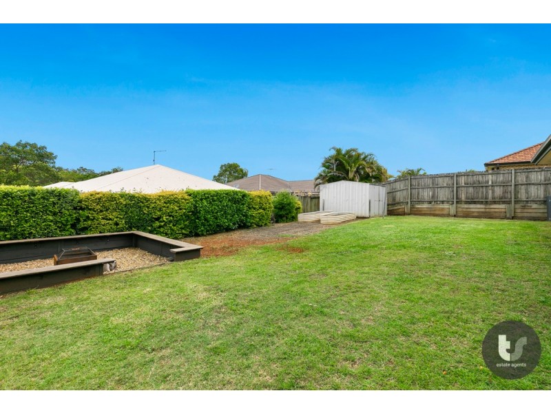 20 Mashie Place, Redland Bay QLD 4165