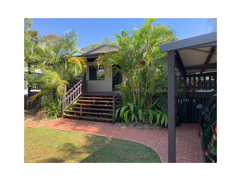 7 Mareela Street, Coochiemudlo Island QLD 4184