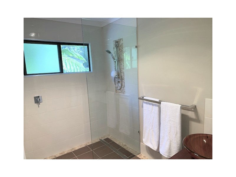 7 Mareela Street, Coochiemudlo Island QLD 4184