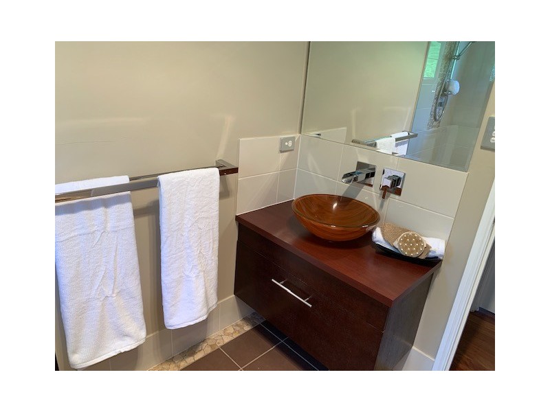 7 Mareela Street, Coochiemudlo Island QLD 4184