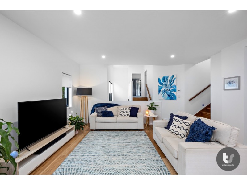 39 Nelson Place, Carindale QLD 4152