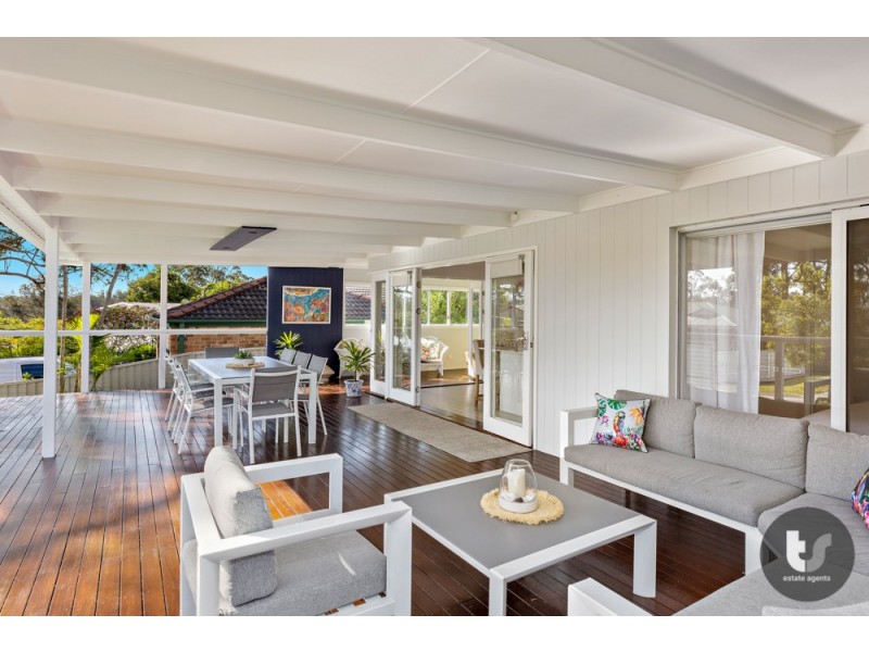 44 Buliti Street, Hope Island QLD 4212