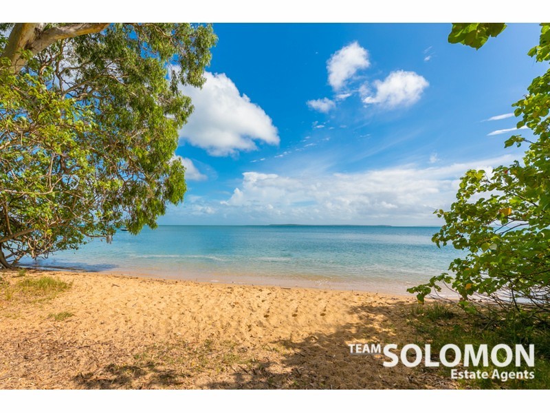 38 Carefree Street, Coochiemudlo Island QLD 4184