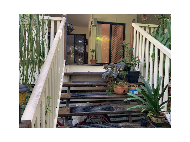 19 Merindah Street, Coochiemudlo Island QLD 4184