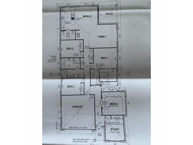 32 Amalia Street, Birkdale QLD 4159 Floorplan