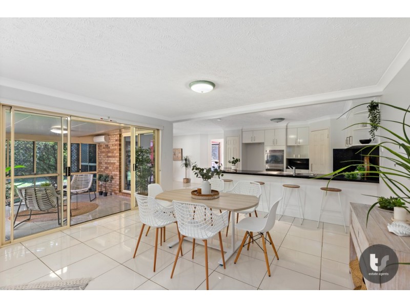 6 Laurance Court, Wellington Point QLD 4160