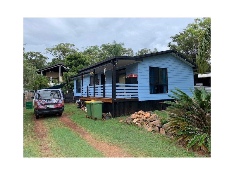 15 Mareela Street, Coochiemudlo Island QLD 4184