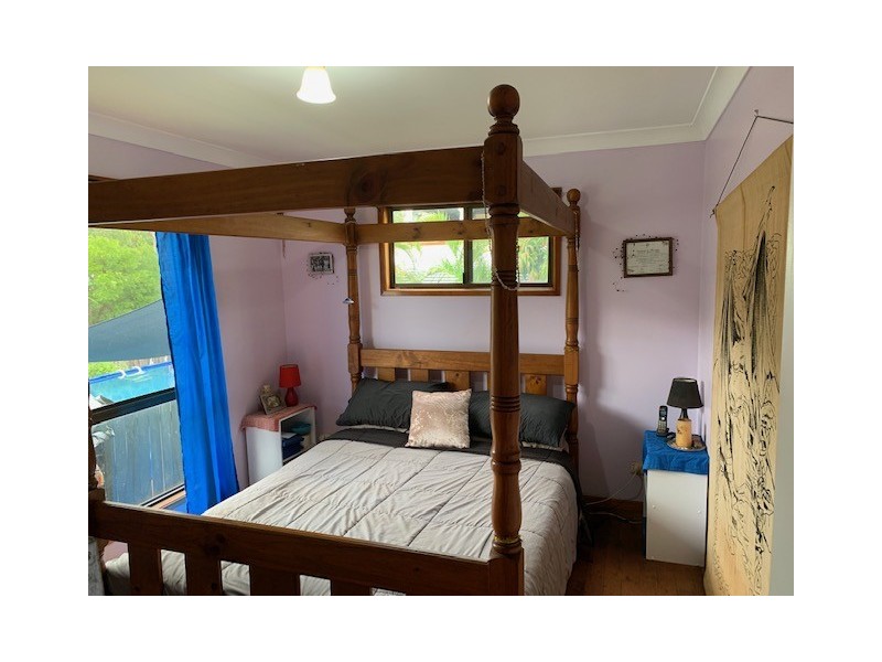 15 Mareela Street, Coochiemudlo Island QLD 4184