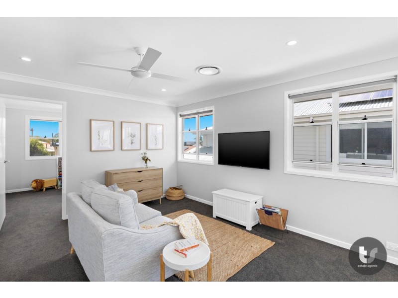 15 Simon Street, Victoria Point QLD 4165