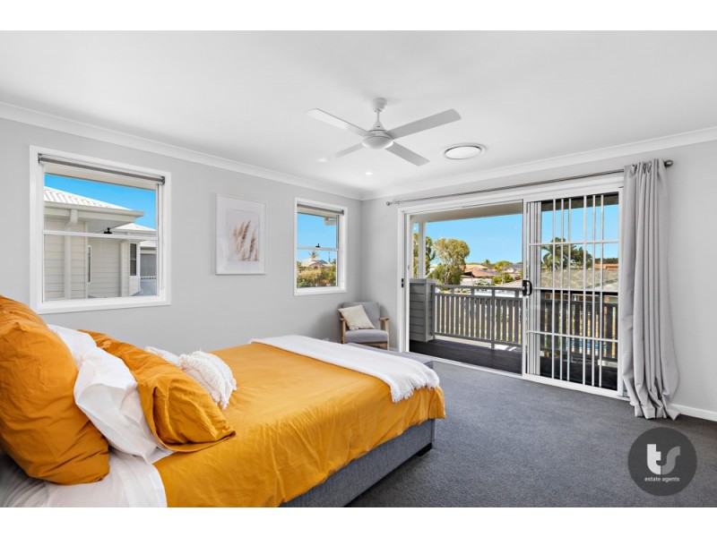 15 Simon Street, Victoria Point QLD 4165
