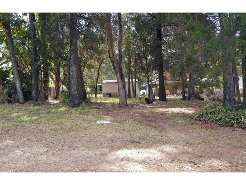 41 Shirley Street, Coochiemudlo Island QLD 4184