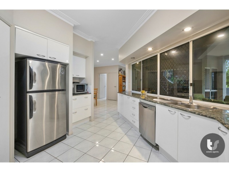 22 Hansen Court, Ormiston QLD 4160