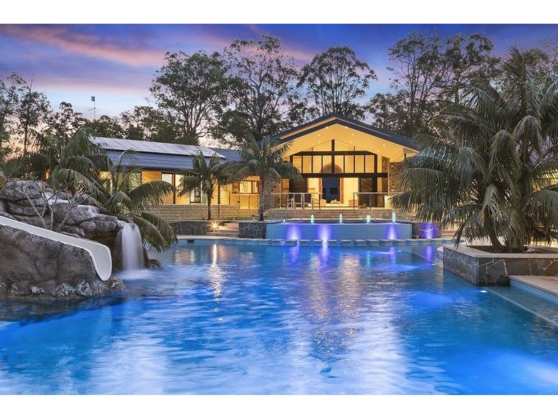 57 Double Jump Road, Redland Bay QLD 4165