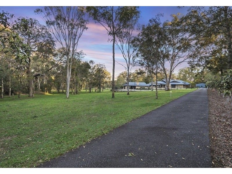 57 Double Jump Road, Redland Bay QLD 4165