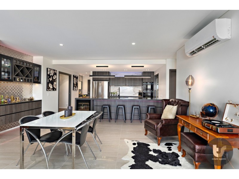 70/45 Shore Street East, Cleveland QLD 4163