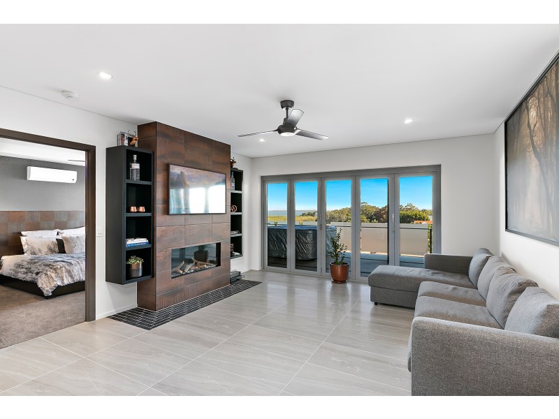 70/45 Shore Street East, Cleveland QLD 4163