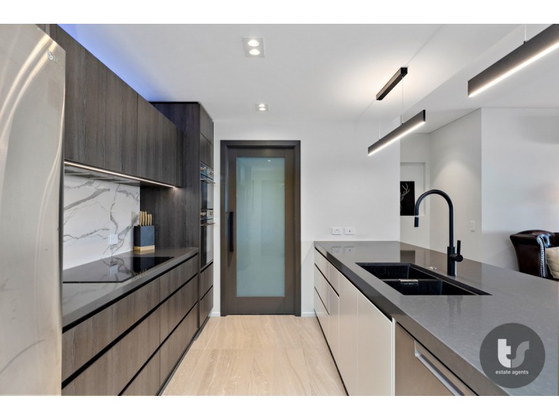 70/45 Shore Street East, Cleveland QLD 4163