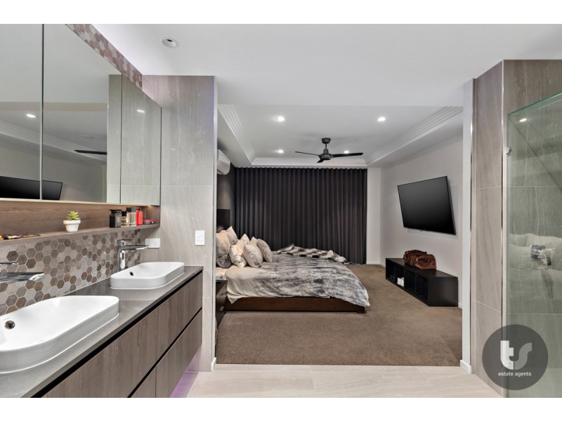 70/45 Shore Street East, Cleveland QLD 4163