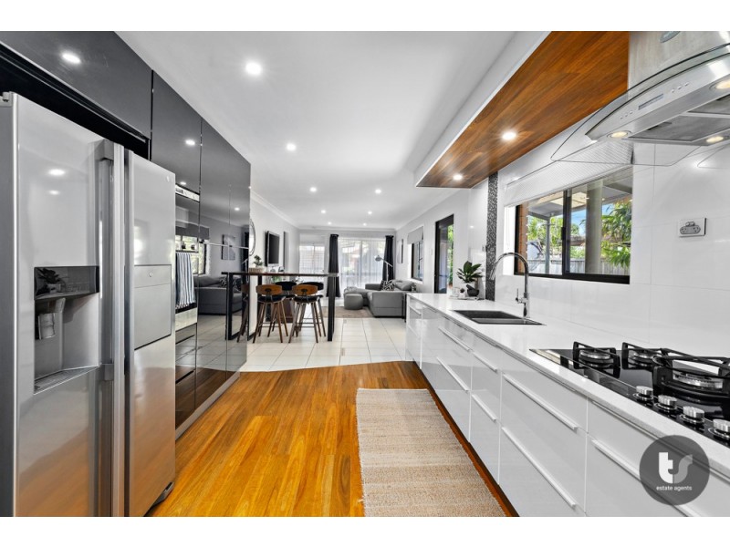 227 Main Street, Redland Bay QLD 4165