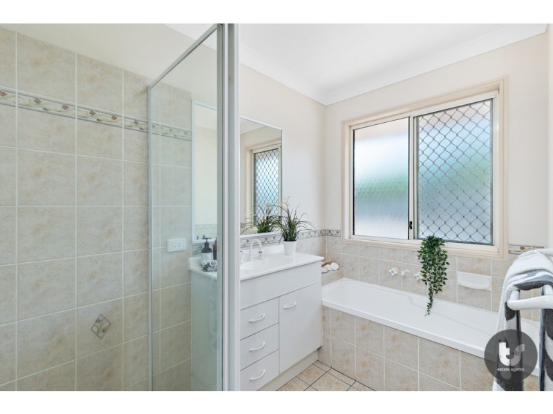 4 Grevillea Street, Ormiston QLD 4160