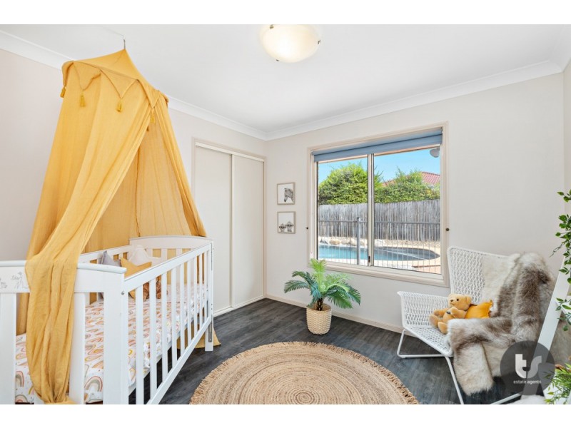 4 Grevillea Street, Ormiston QLD 4160