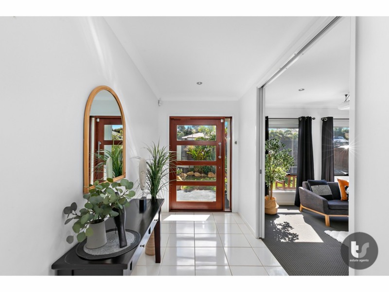 9 Duchess Place, Cleveland QLD 4163