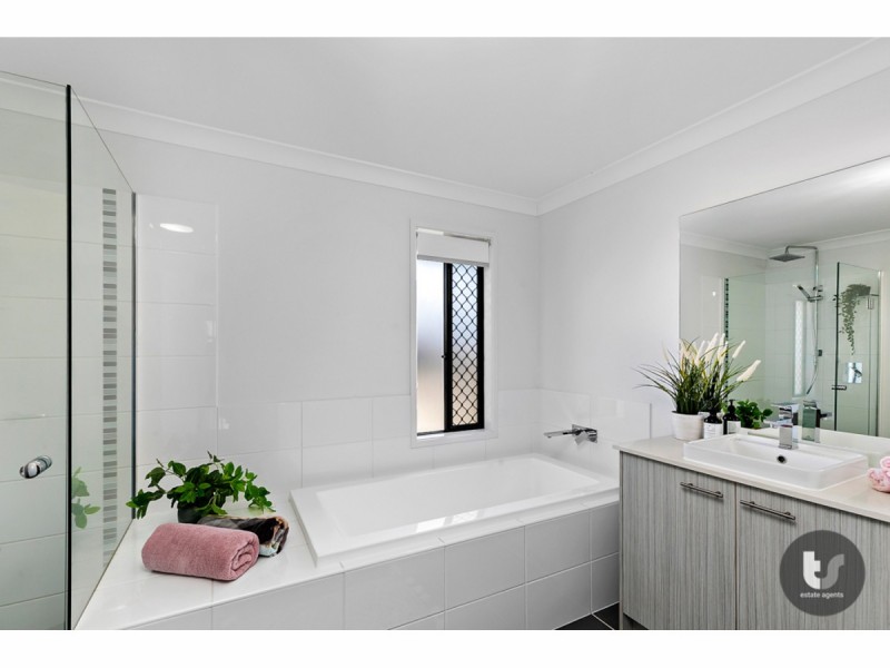 9 Duchess Place, Cleveland QLD 4163