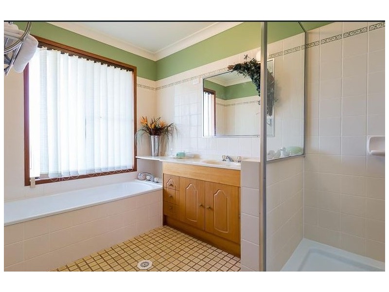 13a Yeo Street, Victoria Point QLD 4165