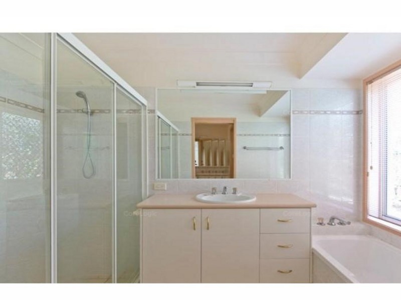 3 Empire Vista, Ormiston QLD 4160